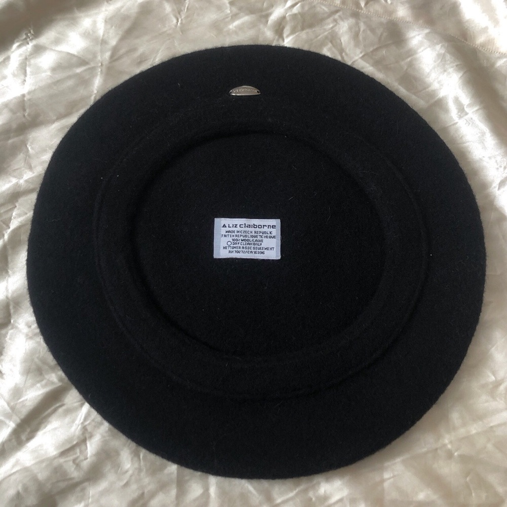 Vintage Liz Claiborne beret